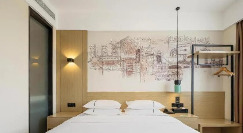 Bed in City Comfort Inn Fengcheng Recycle Park Geliyang