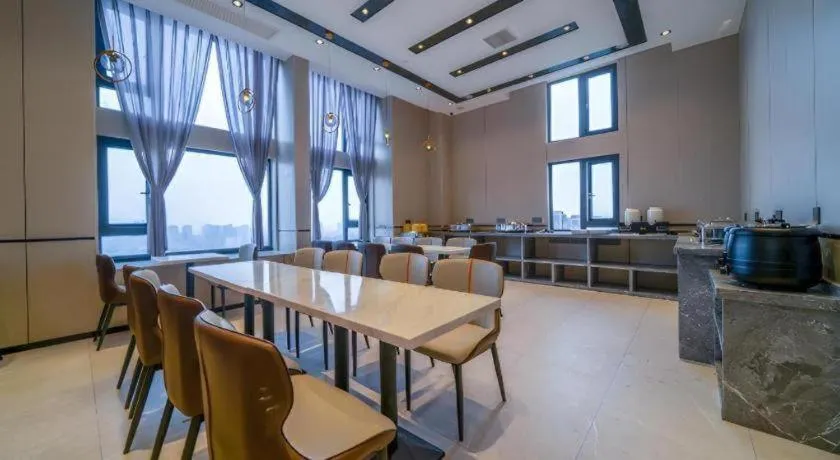 Borrman Hotel Zhangzhou Baolong Plaza