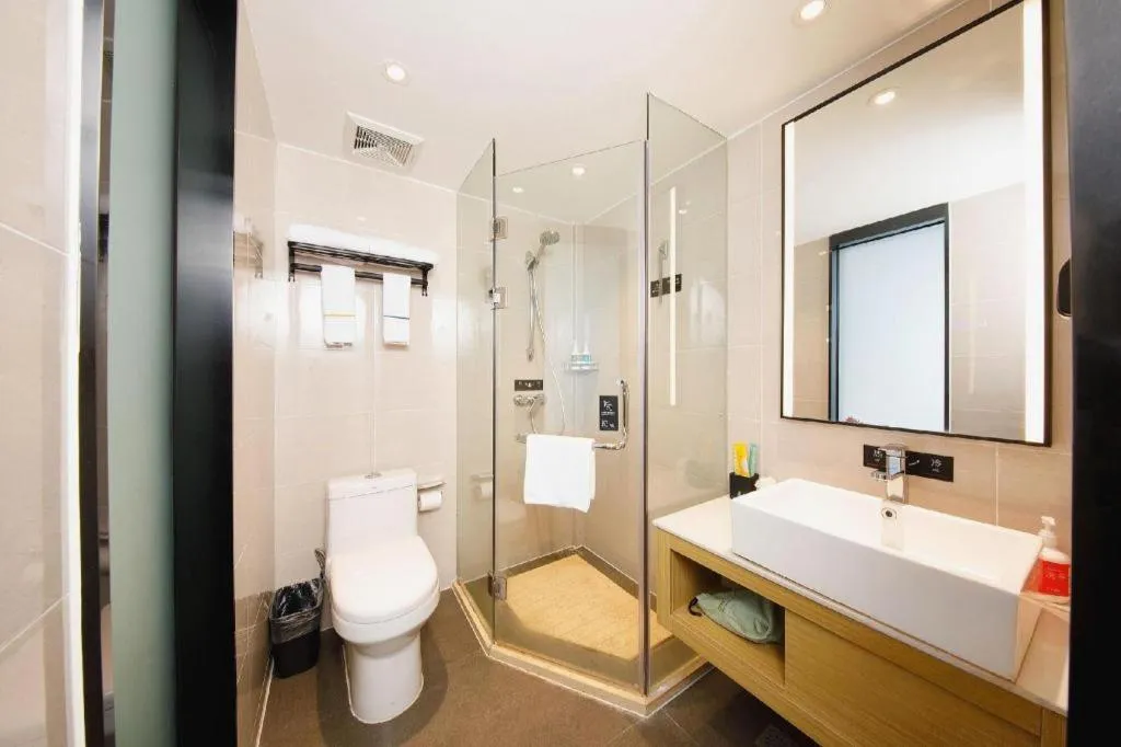 City Comfort Inn Wuhan Yangtze River Bridge Yellow Crane Tower