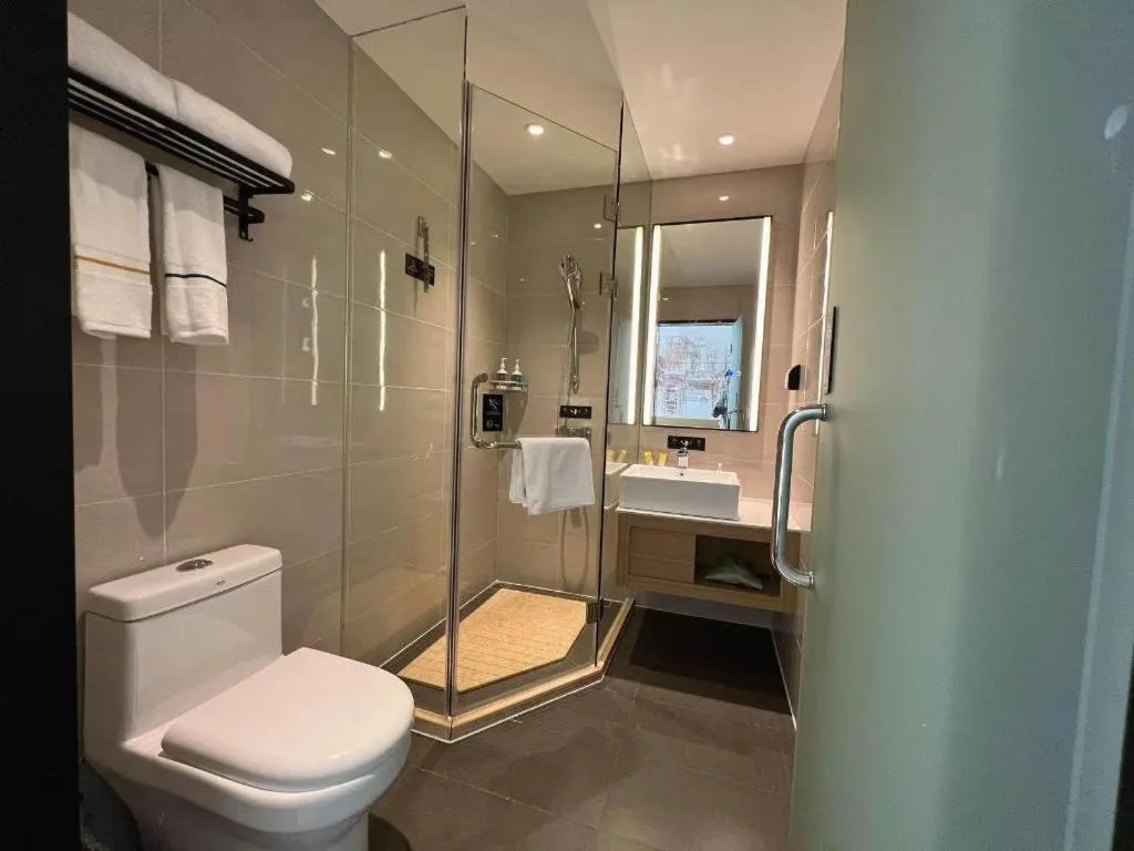 City Comfort Inn Wuhan Yangtze River Bridge Yellow Crane Tower