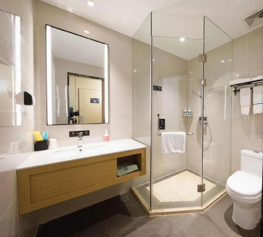 City Comfort Inn Wuhan Yangtze River Bridge Yellow Crane Tower