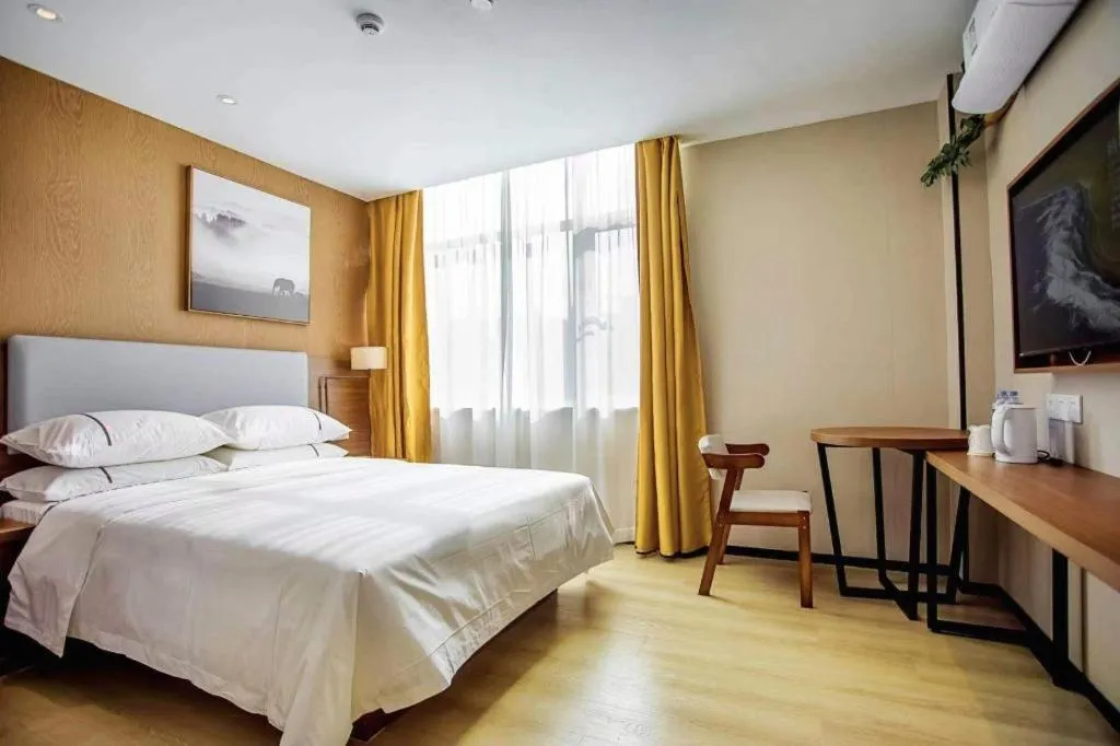 Bed in JTOUR Inn Wuhan Textile University