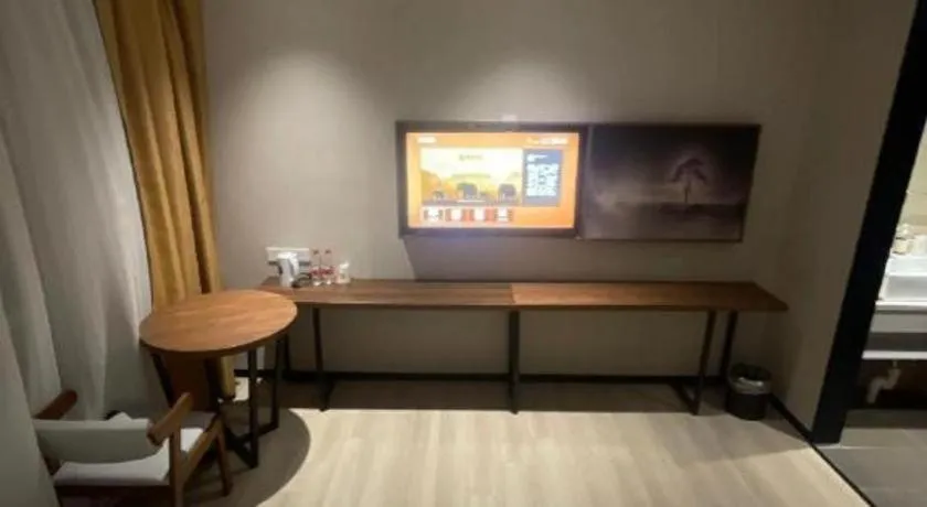 JTOUR Inn Wuhan Textile University