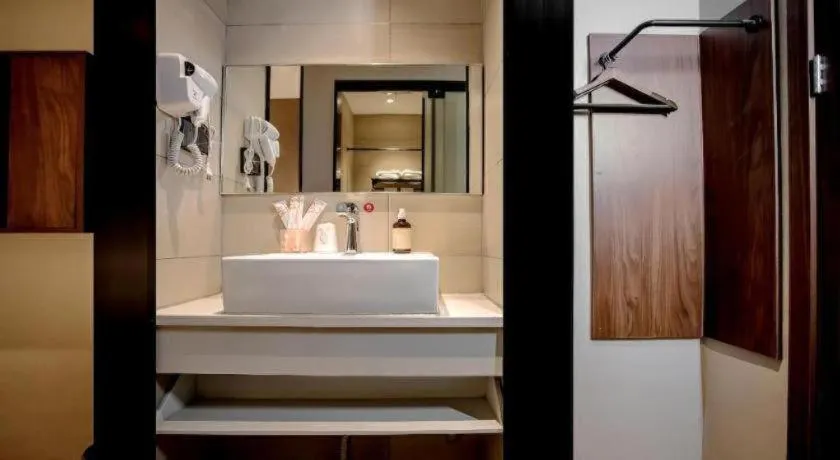 JTOUR Inn Wuhan Textile University