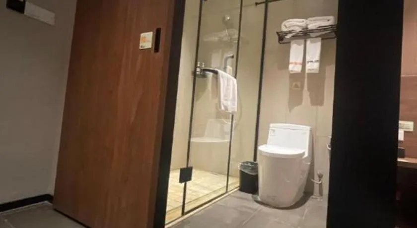 JTOUR Inn Wuhan Textile University