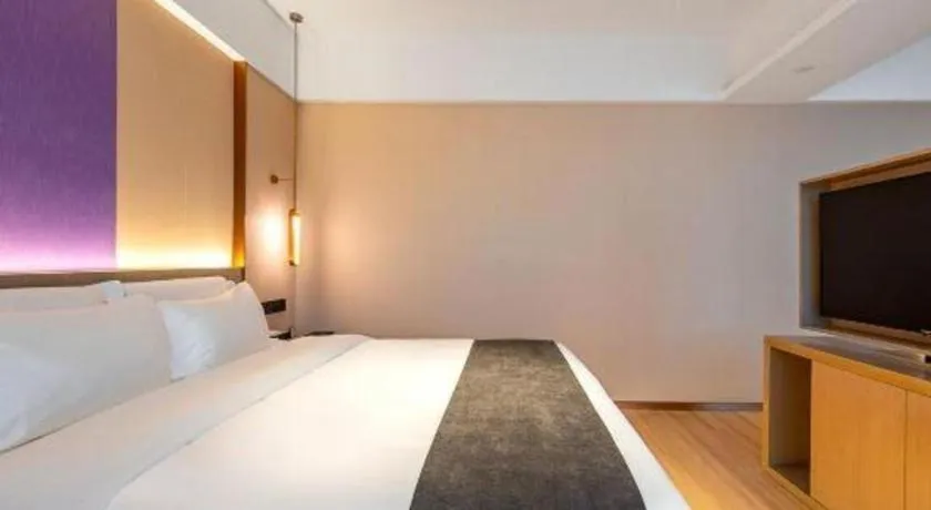 Bed in Borrman Hotel Zhongshan Lihe Plaza