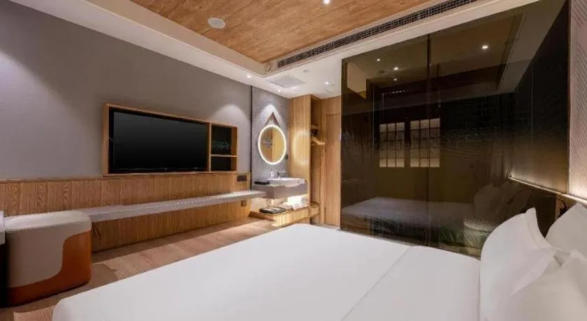 Bed in Borrman Hotel Beijing Guomao Jinsong Metro Station