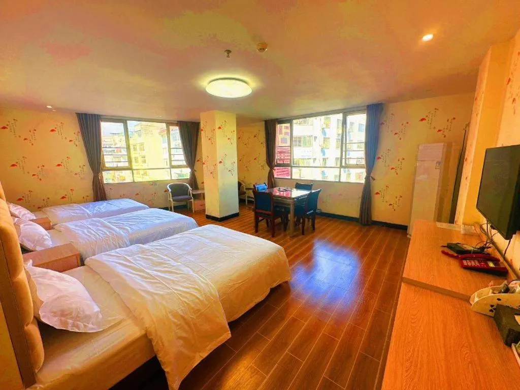 Bed in Borrman Hotel Lipu Central Plaza