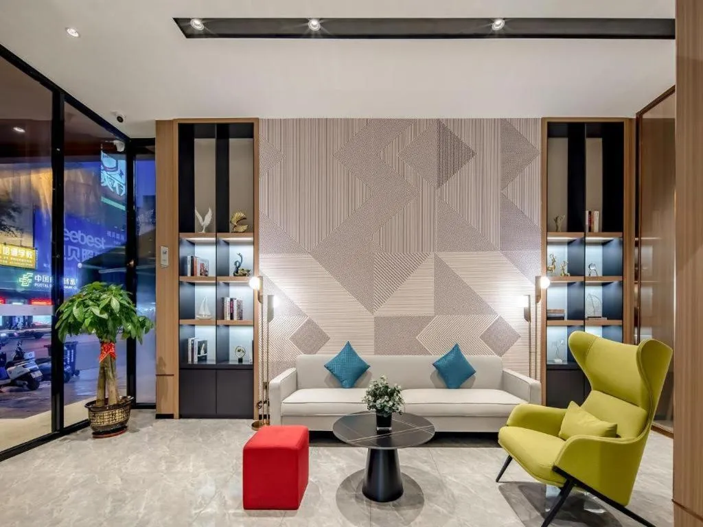 Borrman Hotel Lipu Central Plaza