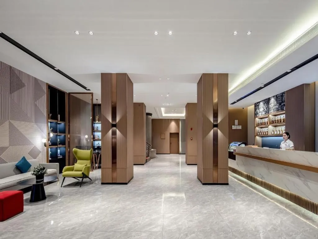 Borrman Hotel Lipu Central Plaza