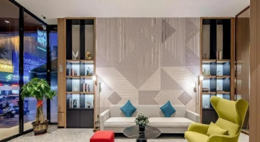 Borrman Hotel Lipu Central Plaza