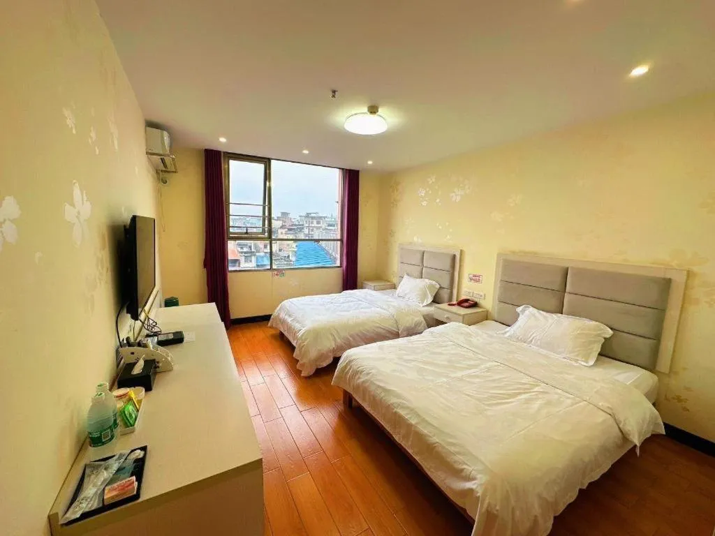 Bed in Borrman Hotel Lipu Central Plaza