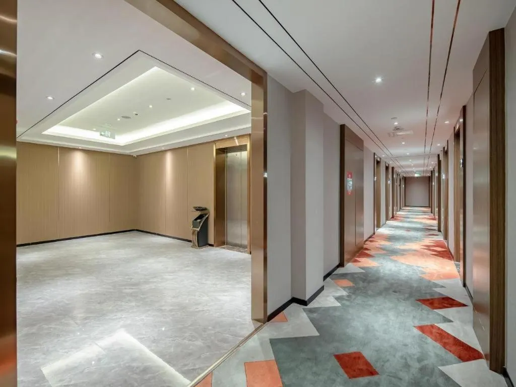 Bed in Borrman Hotel Lipu Central Plaza