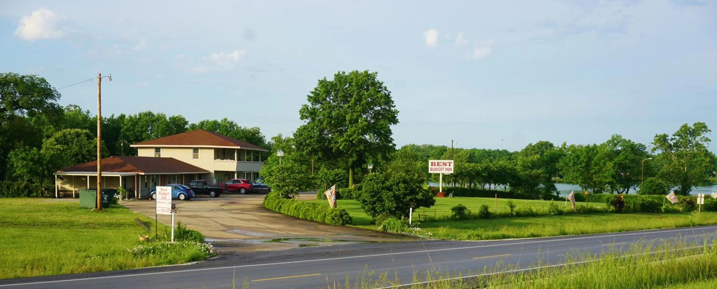 Property building in Best Budget Inn