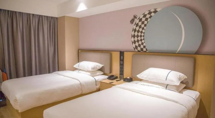 Bed in City Comfort Inn Badong Passenger Transport Center