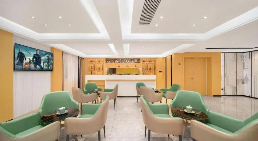 City Comfort Inn Badong Passenger Transport Center