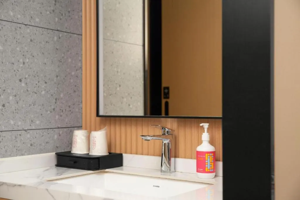 City Comfort Inn Badong Passenger Transport Center