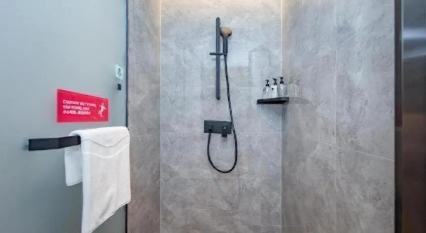 Echarm Hotel Wuhan Keting Polar Ocean World