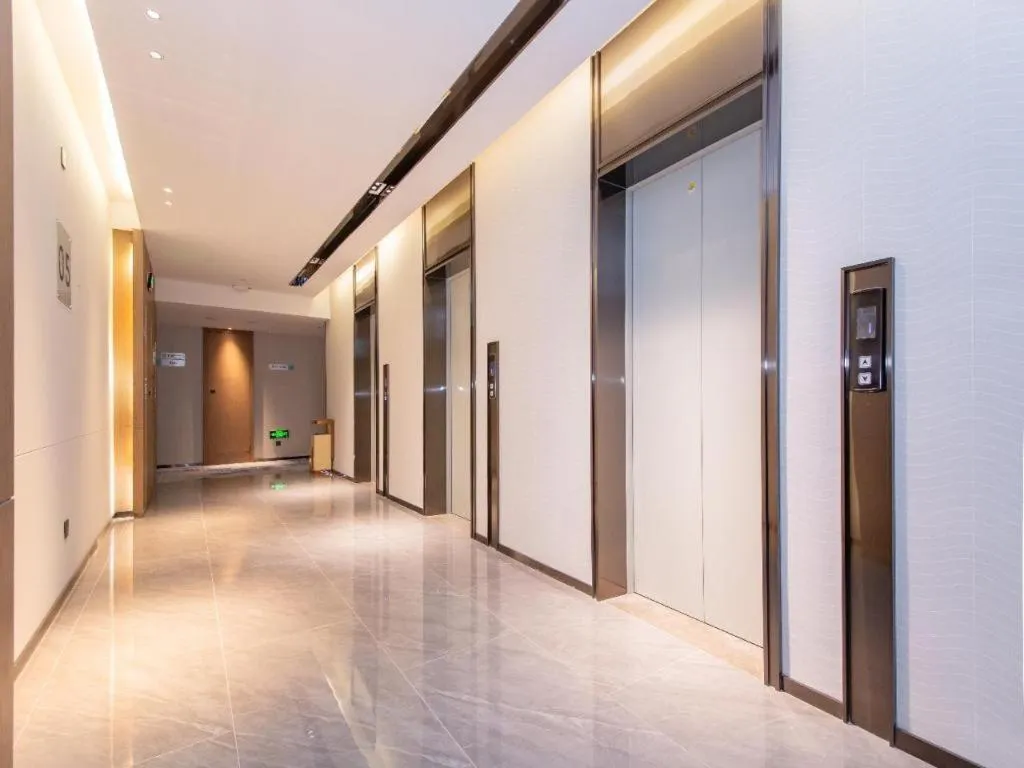 Echarm Hotel Wuhan Keting Polar Ocean World