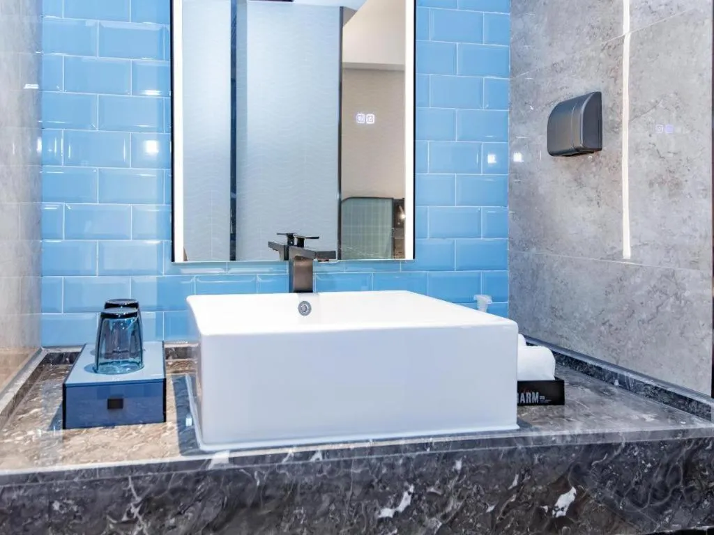 Echarm Hotel Wuhan Keting Polar Ocean World