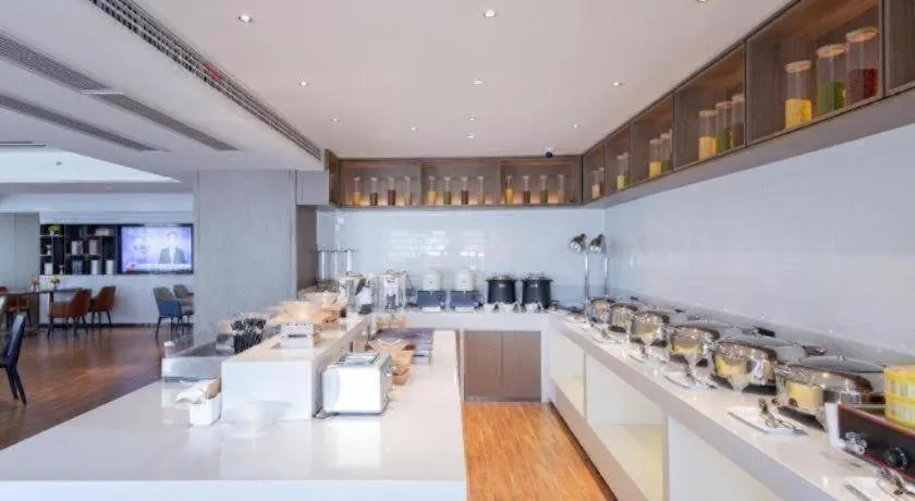 Echarm Hotel Wuhan Keting Polar Ocean World