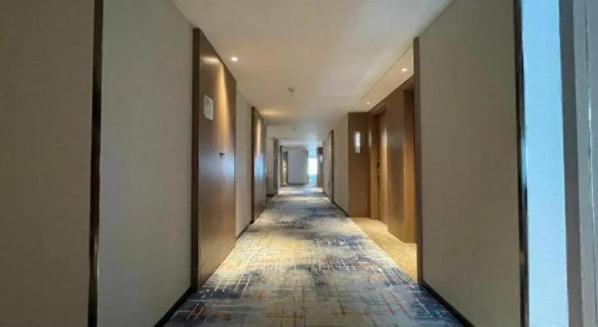 Echarm Hotel Wuhan Keting Polar Ocean World