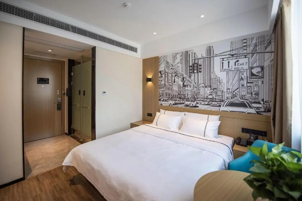 Bed in City Comfort Inn Ezhou Wuyue Plaza