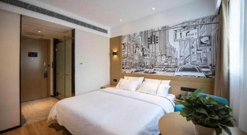 Bed in City Comfort Inn Ezhou Wuyue Plaza