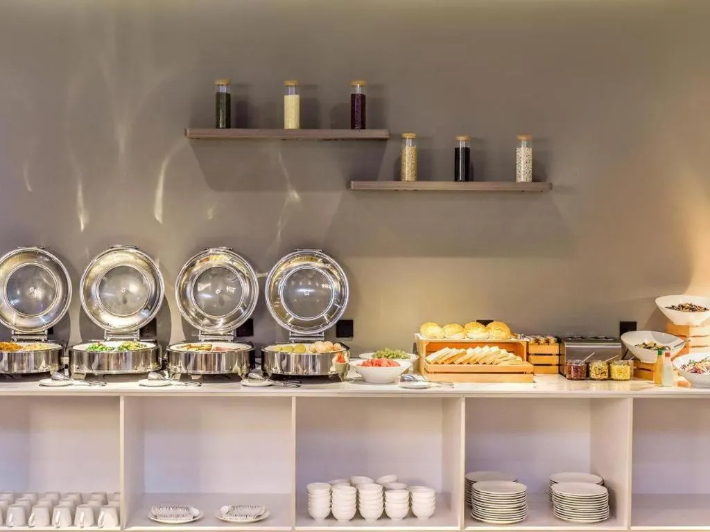 Borrman Hotel Wanning Wenming Road High-speed Railway Station