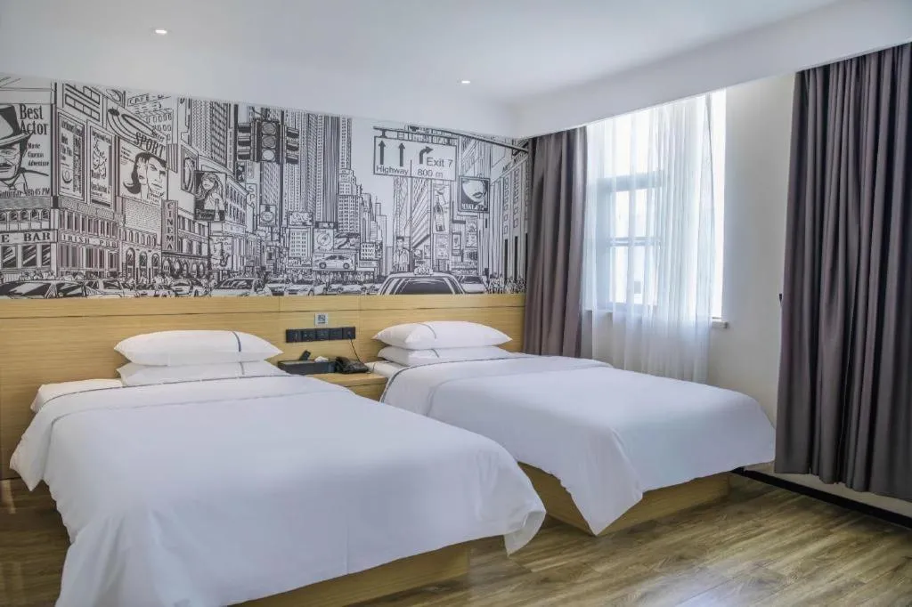 Bed in City Comfort Inn Yichang Zigui Three Gorges Dam Binhu