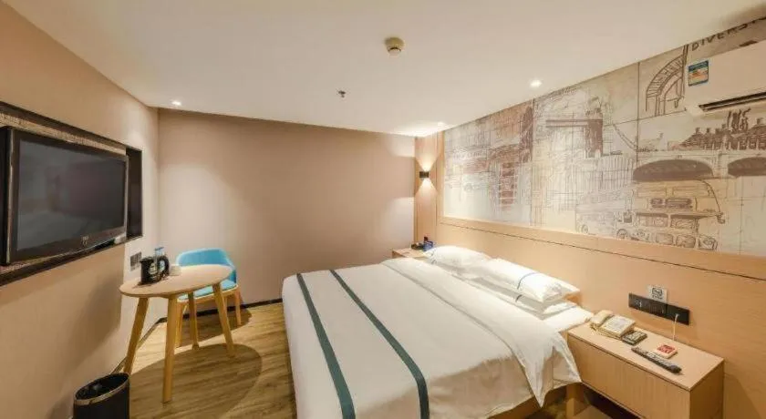 Bed in City Comfort Inn Beijing Capital Airport Shunyi Metro Station