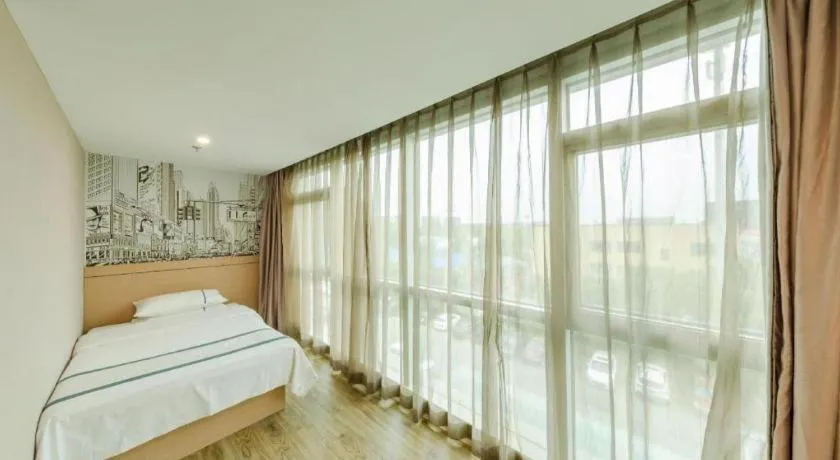 Bed in City Comfort Inn Beijing Capital Airport Shunyi Metro Station