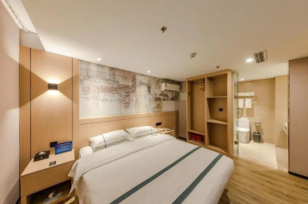 Bed in City Comfort Inn Beijing Capital Airport Shunyi Metro Station