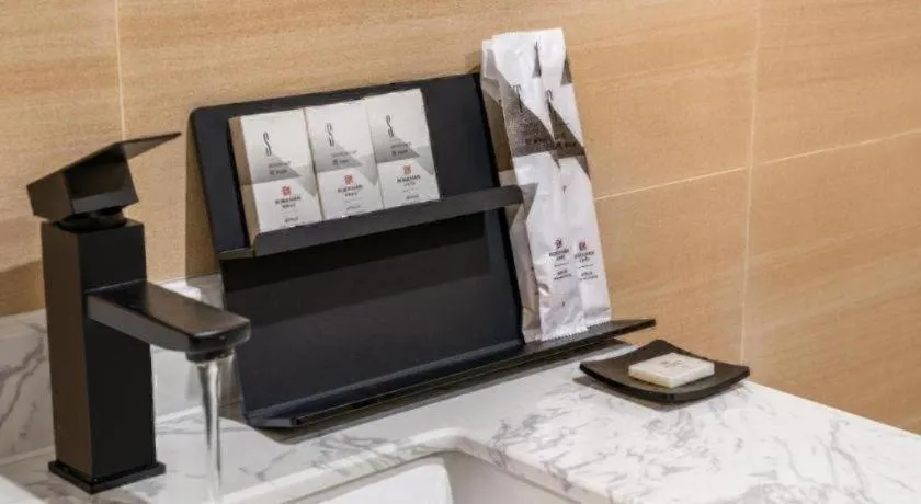 Borrman Hotel Guangzhou Xinshi Baixin Plaza Qifu Road