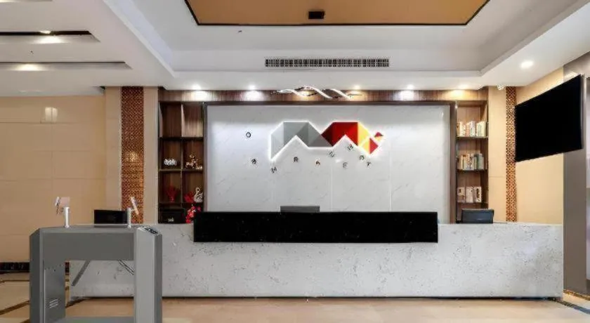 Borrman Hotel Guangzhou Xinshi Baixin Plaza Qifu Road