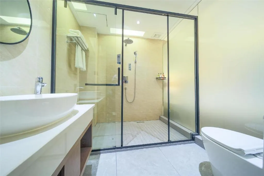 Borrman Hotel Heyuan Wanlvhu Railway Station