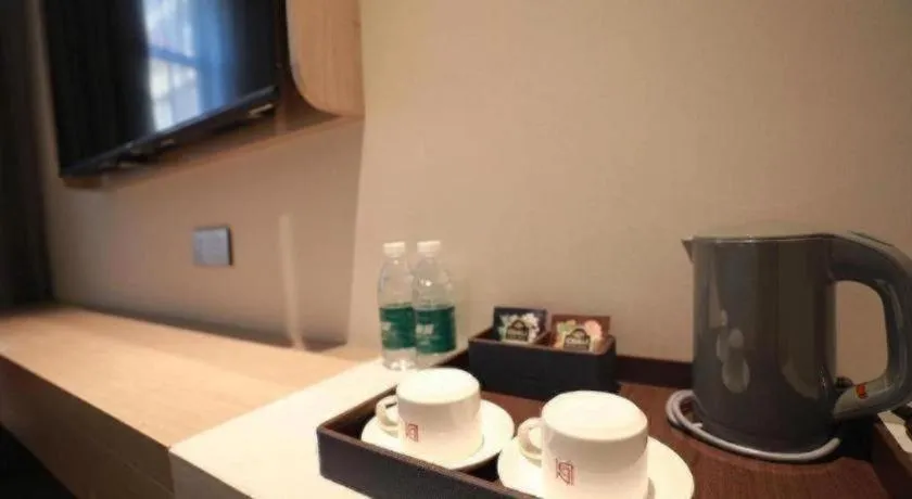 Borrman Hotel Wuhan First Hospital Hanzheng Street Metro Station