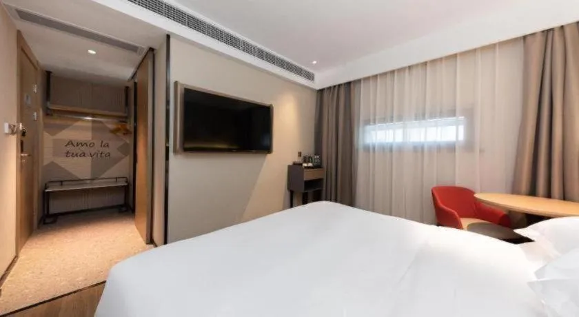 Bed in Borrman Hotel Wuhan First Hospital Hanzheng Street Metro Station