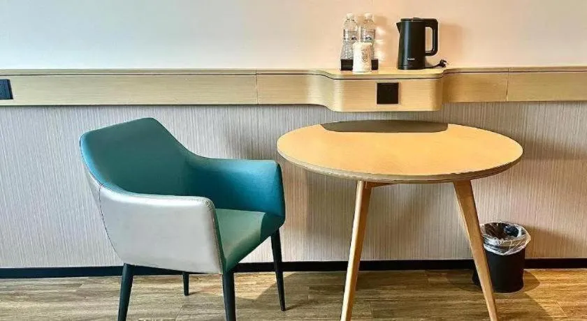 City Comfort Inn Hotel Wuhan Jiufeng Mountain Forest Park