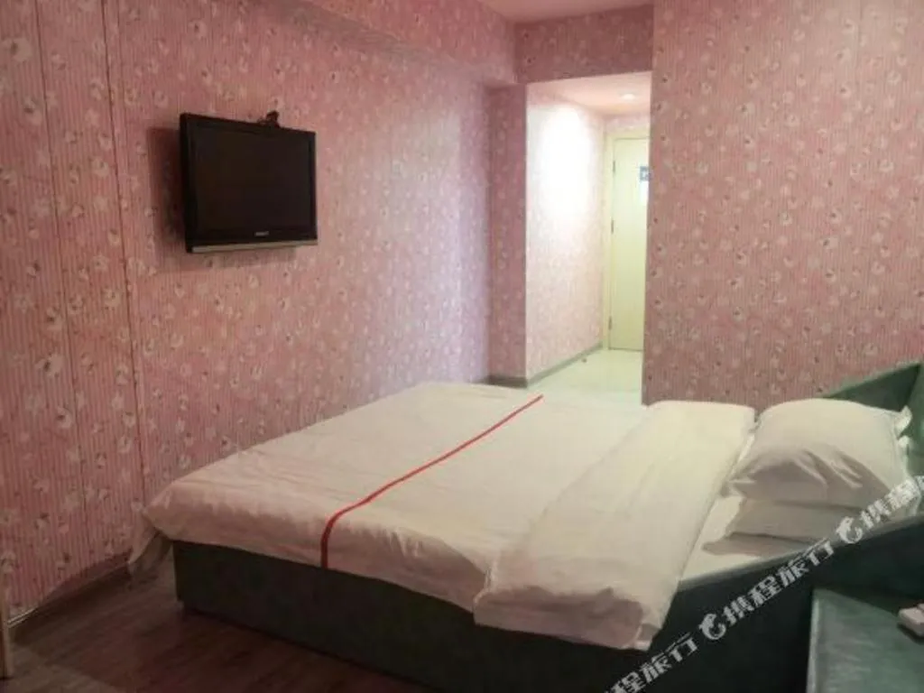 Bed in City Comfort Inn Quanzhou Jinjiang Airport Yangguang Food Street