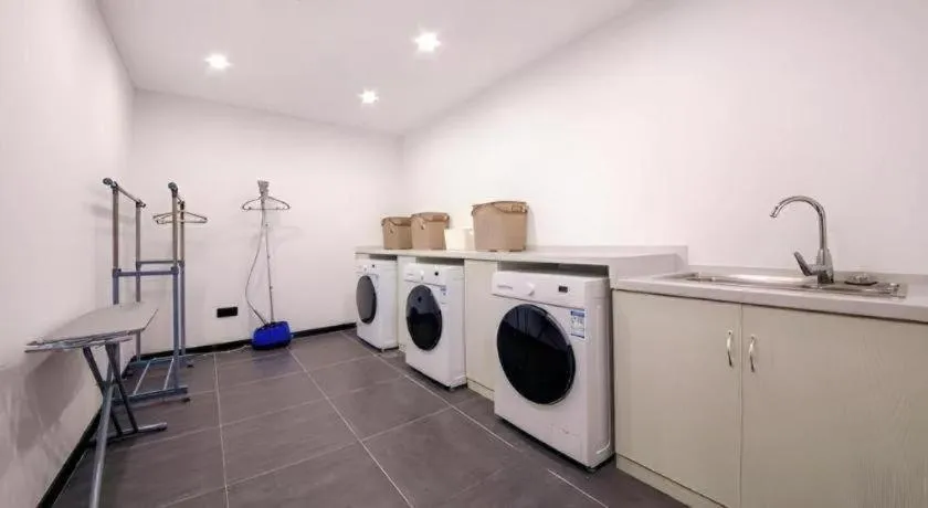 Echarm Hotel Wuhan Gaotie Jianshe 2nd Road Metro Exit