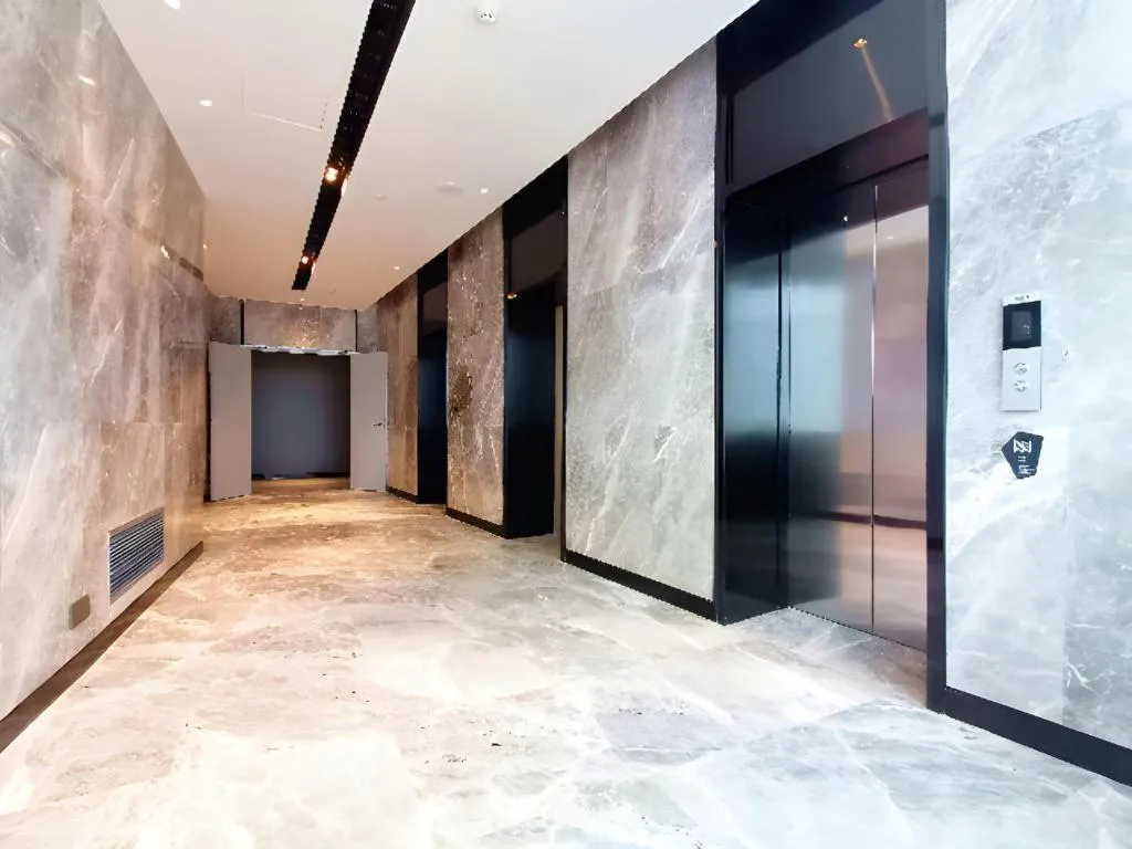 Echarm Hotel Wuhan Gaotie Jianshe 2nd Road Metro Exit