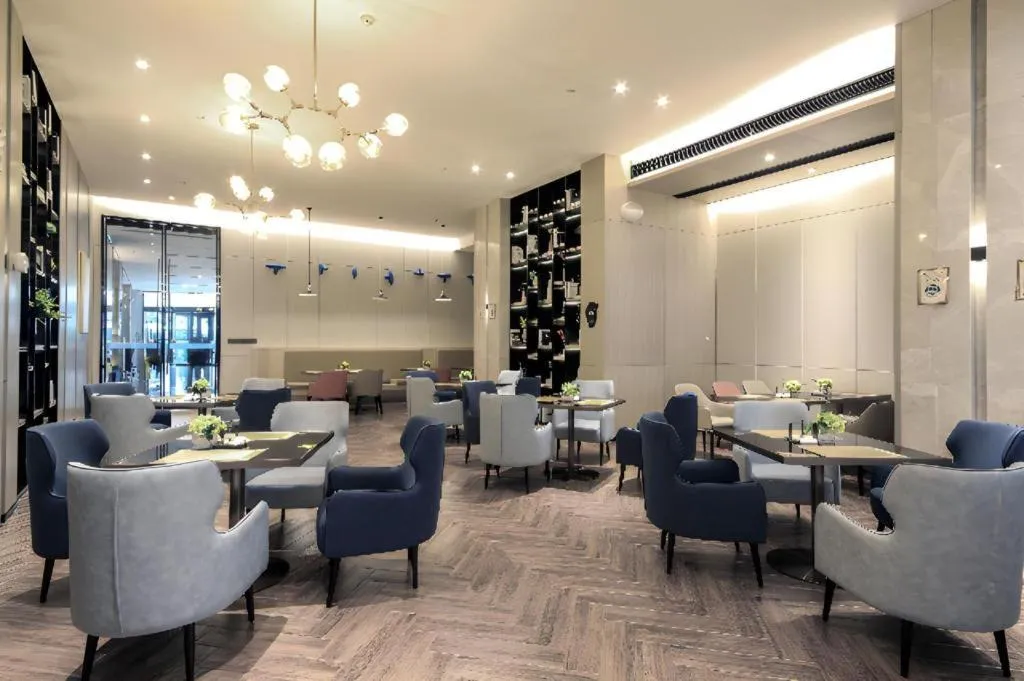 Echarm Hotel Wuhan Gaotie Jianshe 2nd Road Metro Exit