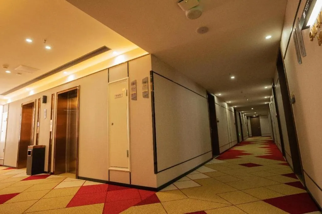 Borrman Hotel Zoucheng Huamaowan Mall