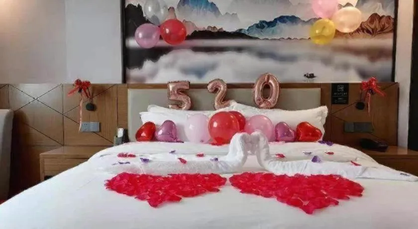 Bed in Borrman Hotel Nanning Anji Passenger Station Xijin Metro Station