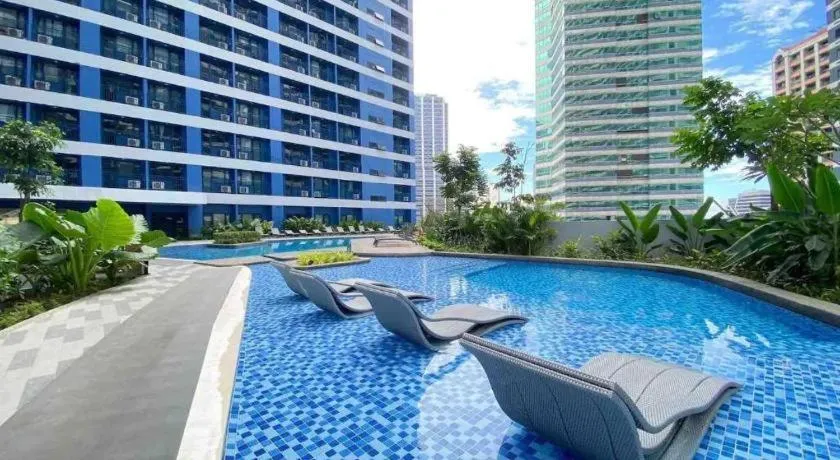 Staycations Up Above 4 Modern 1BR @ Air