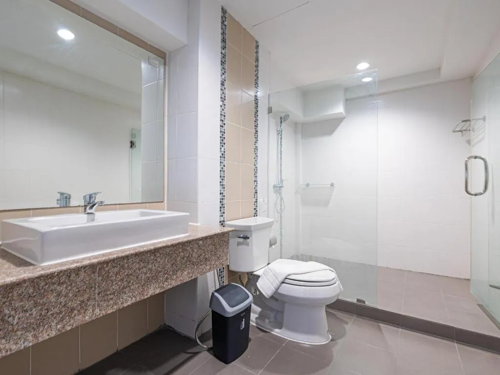 B2 Lampang Boutique & Budget Hotel