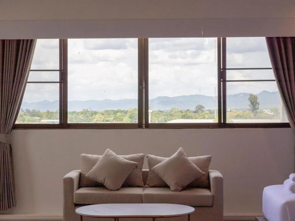 B2 Lampang Boutique & Budget Hotel