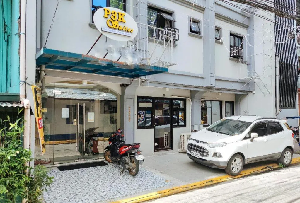 RedDoorz @ P3K Suites Manila