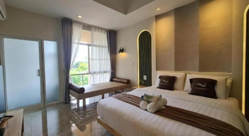 Bed in Nanlamoon Hotel